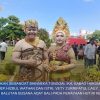 HUT RI ke-80, Kepala Bagian Hukum Setdakab Sumenep Tampil Anggun Kenakan Busana Adat Bali Bersama Istri