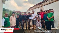 Peduli Sosial, MWCNU Bluto Salurkan Bantuan kepada Warga Terdampak Pohon Tumbang