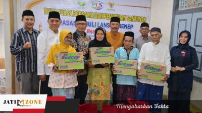 Direktur Utama BPRS Bhakti Sumekar Ajak Berbagi Kebahagiaan dengan Lansia di Bulan Ramadan