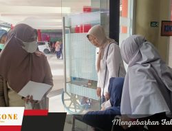 Sapa Pasien dan Keluarga, Direktur RSUD Sumenep Pantau Langsung Layanan Mobile JKN dan Poli Terpadu