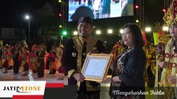 Hari Jadi Sumenep Makin Meriah, Prosesi Arya Wiraraja Berpadu dengan Festival Tong-Tong