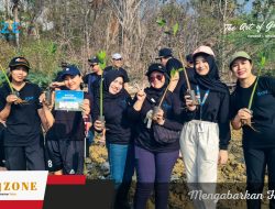 Peduli Kelestarian Pesisir, MYZE Hotel Sumenep Tanam Mangrove di Saronggi